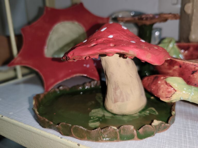 Galeria zdjęć prac wykonanych w pracowni garncarskiej.