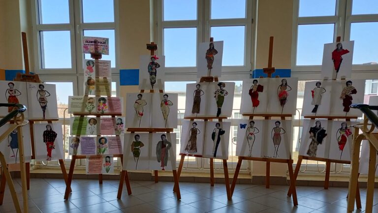 Warsztaty kreatywne w bibliotece – Projektanci historii